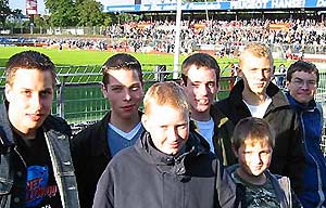 Gruppenfoto der JF im Stadion